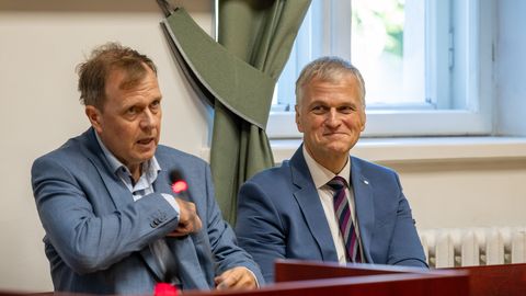 Pruunsild ja Humal nõuavad kohtus riigilt kahjuhüvitist, riik vaidleb vastu