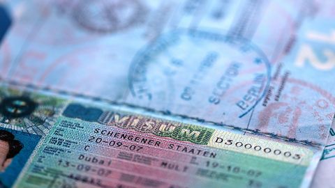 Skandaal Itaalias: endist suursaadikut kahtlustatakse venelastele Schengeni viisade müümises