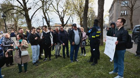 Vaatamata kümnetele alustatud menetlustele möödus 9. mai politsei jaoks rahulikult