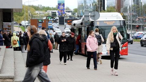 PÄEVAKÜSIMUS ⟩ Miks lähevad linnaliinibussid suvegraafikule tavapärasest nädal varem?