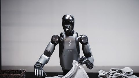 VIDEO ⟩ Robotid hotellides – kas need suudavadki seda kõike iseseisvalt teha?