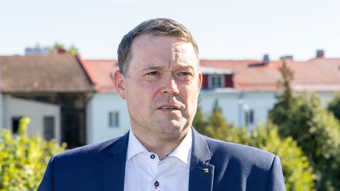 Nõusolekuseadust täiendatakse, eelnõu jõustumine lükati edasi