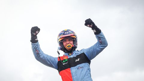 Neuville’i ja teiste Hyundai sõitjate pea kohal ripub õnnestumisele vaatamata kirves