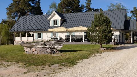 NÄDALA RESTORAN ⟩ Võrtsjärve kalatalus kohaliku kohaga