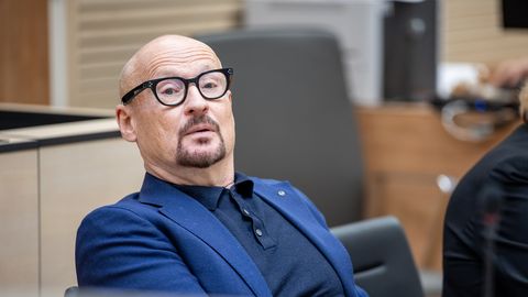 VIDEOINTERVJUU ⟩ Andres Peets pärast kallaletungis süüdimõistmist: annan võlakütt Riivitsale pesu, suuvärskendaja ja lisaks veel kohtuasja!