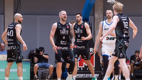 Kalev kaotas, aga üllatas Tartut. Millega, selgitavad Enden ja Hallik