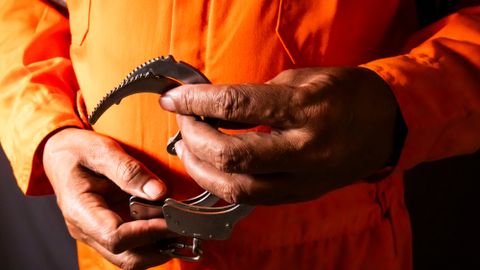 Uskumatu lohakus Briti vanglas: lapseröövija pääses absurdse vea tõttu ekslikult vabadusse