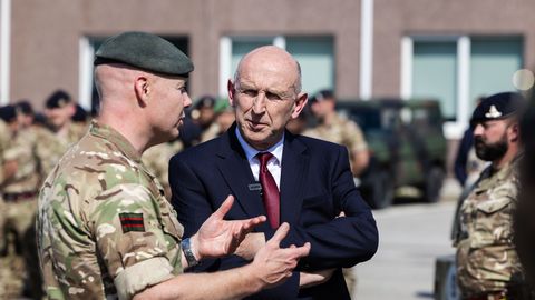 Venemaad kahtlustatakse Eestist naasnud Briti kaitseministri lennuki signaali segamises