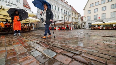Raekoja plats lainetab veel kaks aastat
