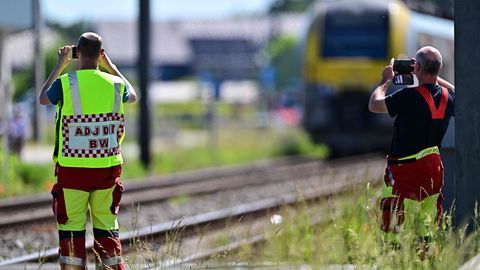 Belgias hukkus rongi ja koolibussi kokkupõrkes neli inimest