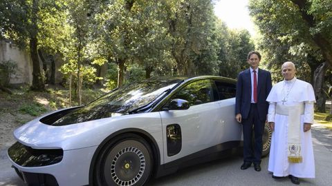 TULE PAAVST APPI ⟩ Elektriline Ferrari olevat uskumatult kole