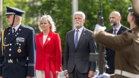 Tartlased on oodatud tervitama Tšehhi presidendipaari