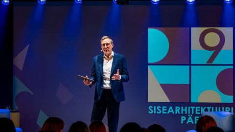 GALERII ⟩ Vanades ruumides tuleb õppida nägema potentsiaali, mitte ainult probleeme: sisearhitektuuripäeval tunnustati valdkonna tegijaid