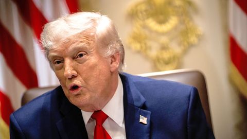 Trump, Vance ja Iraani spiiker allkirjastasid lepingu elektrooniliselt