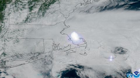 USA kirdeosa kohal plahvatanud meteoori paugud kostsid mitmesse osariiki