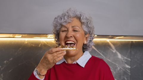 VÄRSKE UURING ⟩ See toitumisstiil hoiab menopausi ajal kaalu kontrolli all