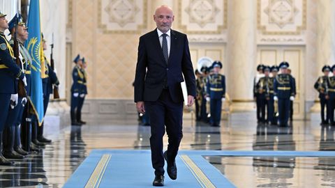 Suursaadik Jaap Ora vaidlustas enda ametist tagandamise kohtus