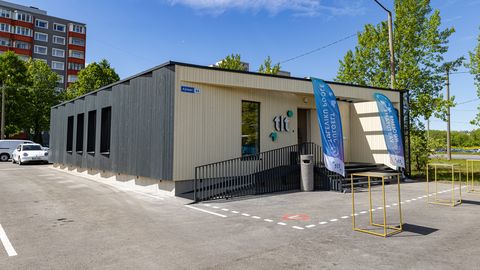 Sajad bussijuhid said kahetoalise korteri asemele kõigi mugavustega tänapäevase lõppjaama