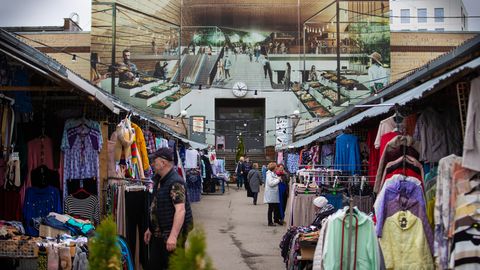 Legendaarne turg ootab suuri muutusi: Tallinna keskturu teekond maffiasõdadest kaasaegseks linnaruumiks