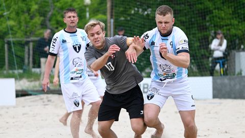 GALERII ⟩ Pärnu Tervise kapten: «Eesti rannajalgpall hakkab vaikselt surema»