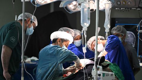 PIKK PIIN ⟩ Euroopas venivad arstijärjekorrad aastate pikkuseks