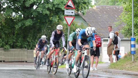 VIDEO ⟩ Vaata, millise hooga ründasid ratturid Tour of Estonia lõpuetapil Tartu linnatõuse