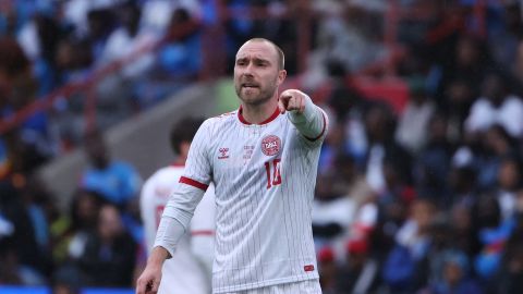 HIRMUS ⟩ Christian Eriksen kukkus taas mängu ajal kokku, nii nagu EMilgi