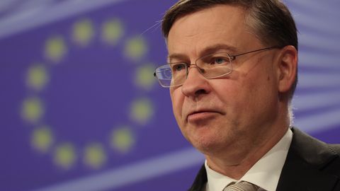 Dombrovskis: Rail Balticu praeguses etapis on tähtis hinnata kulusid