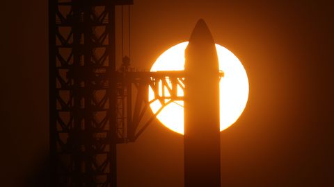 WSJ: Kuidas SpaceX põimus Ameerika sõjamasinasse