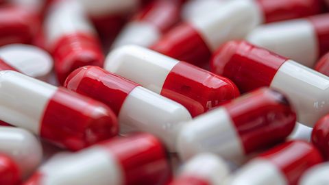 PÖÖRDELINE AVASTUS ⟩ Uus meetod võib «ellu äratada» mittetoimivad antibiootikumid