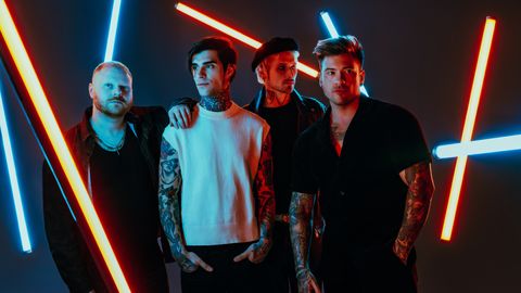 LÄHEB MÜRGLIKS ⟩ Melrose Avenue toob Tallinnasse uue põlvkonna metalcore’i energia