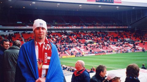 KESKTORMAJAD ⟩ Sunderlandi fänni vinge elu: finaali piletid klubilt, kohalike silmis kunn ja kokkupuude kuningliku perega