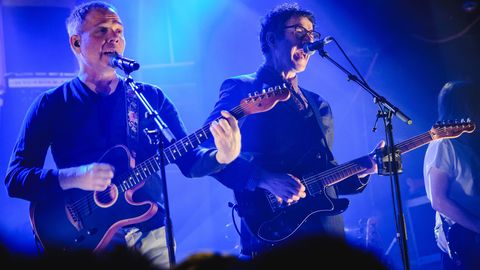 KUULA ⟩ Kultuslik indie-bänd Belle and Sebastian kirjutas Šotimaa koondisele MM-hümni