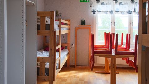 2-aastane laps suri: Vantaa eemaldab lasteaedadest ohtlikud kappvoodid