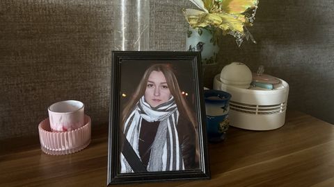 «Silme ees on alati nägu kirstus»: Mõrvatud 15-aastase Nastja lähedased räägivad esimest korda oma valust ja katsumustest