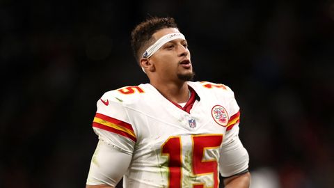 NFLi tähtmängijast saab esimene poole miljardi (!) dollari mees