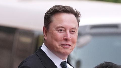 Elon Musk lubab tehisaru abil 2026. aasta lõpuks täispikka «Odüsseiat» Nolani kiuste