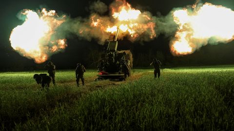 BLOGI ⟩ 1573. sõjapäev Ukrainas: Kiievit tabas taas ulatuslik drooni- ja raketirünnak