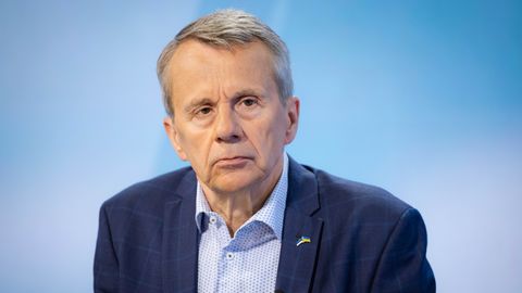 «Sauna köetakse puudega!» Elektrihind rikkus Jürgen Ligi saunaõhtu? Kommenteerijad leidsid probleemile sekunditega lahenduse