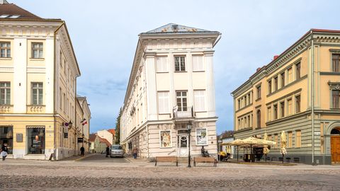 Kunstimuuseumi uus tuur tutvustab viltuse maja ja selle lähiümbruse ajalugu