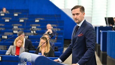 POSTIMEES STRASBOURGIS ⟩ Madison droonidebatis Kallasele: me mõlemad teame, et Euroopa ühtsus on luul