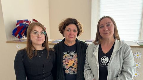 «Esimesed, kes kirjutasid sõna «sõda»»: kuidas sõltumatu väljaanne jääb ellu linnas, kus ebamugavaid küsimusi ei armastata