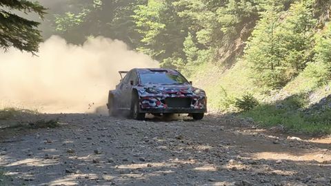 VIDEO ⟩ Ott Tänak testis Toyotat teedel, kus sai viimati MM-sarjas võidurõõmu maitsta