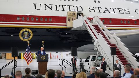 USA õhujõud esitlesid Katari kingitud uut presidendilennukit