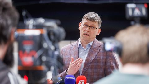 Skandaali tagamaad: kliinikujuht sai sule sappa pärast magusa ameti nimel sohitanu paljastamist