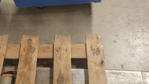 ÜLLATAV GALERII ⟩ Suvel saadetakse pakiautomaadiga mune, tomateid ja isegi tõuke