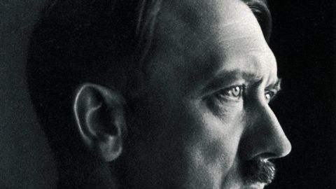 ŠOKK ⟩ New Jersey kooli aastaraamatust leiti õpilaste beebipiltide seast Adolf Hitleri foto