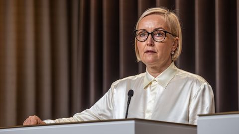 Eesti 200: toetame presidendina Ülle Madiset