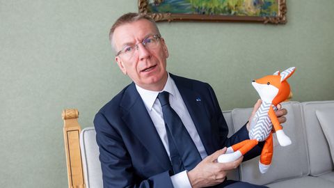 INTERVJUU ⟩ Edgars Rinkēvičs: meie ülesanne on veenda liitlasi Venemaa loomingulisuses provokatsioonide leidmisel