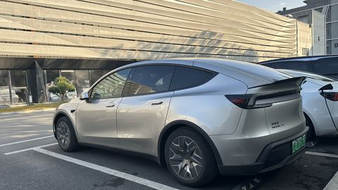 ÄKKI OSTAVAD ⟩ Tesla tõi kuue istekohaga maasturi ka USA turule